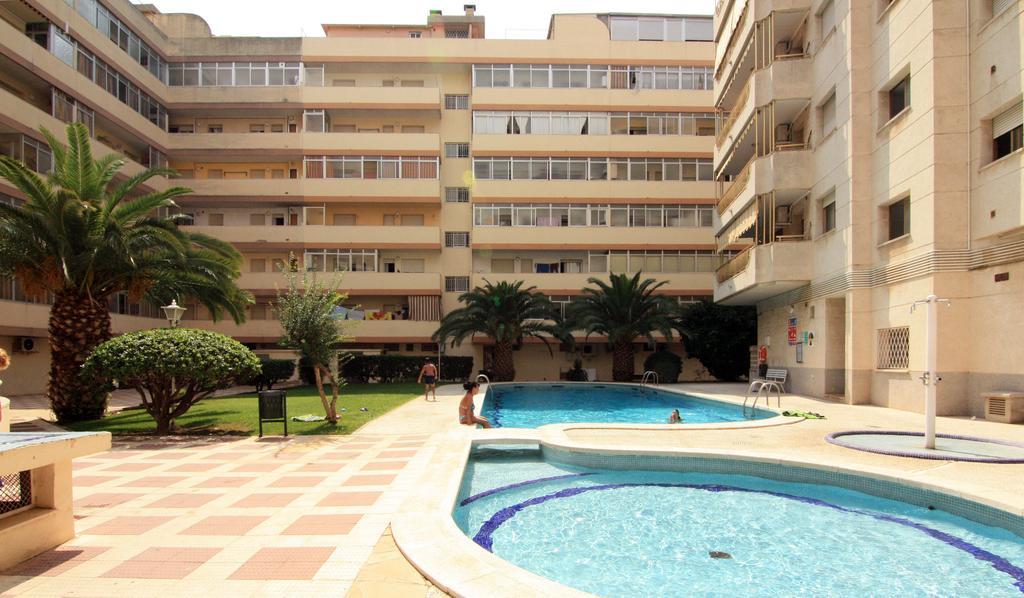 Apartamentos Indasol サロウ エクステリア 写真