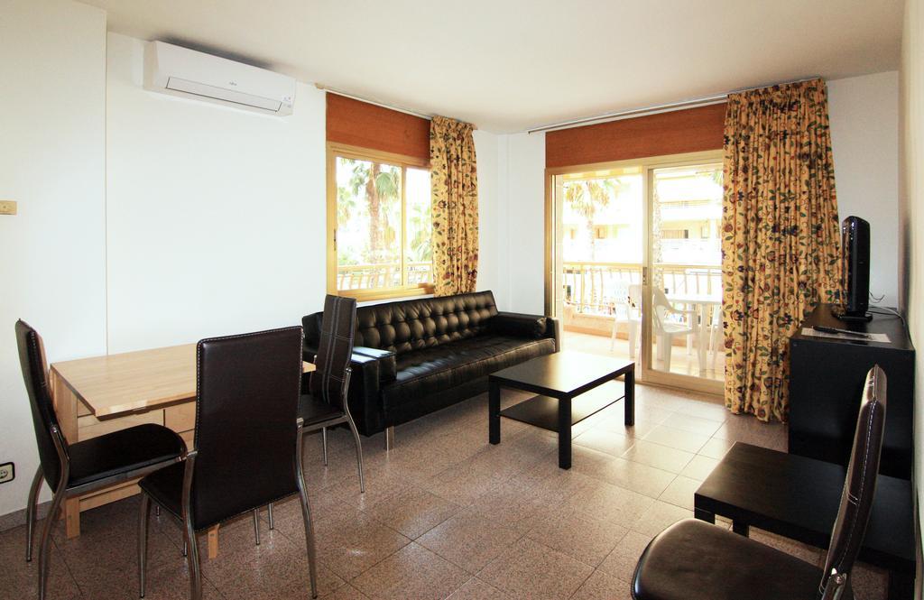 Apartamentos Indasol サロウ エクステリア 写真